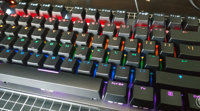 Test Trust Gaming GXT 865 Asta : un bon clavier mécanique à